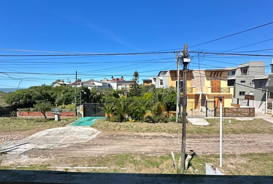 WhatsApp Image 2025-10-14 at 12.05.44 (2)