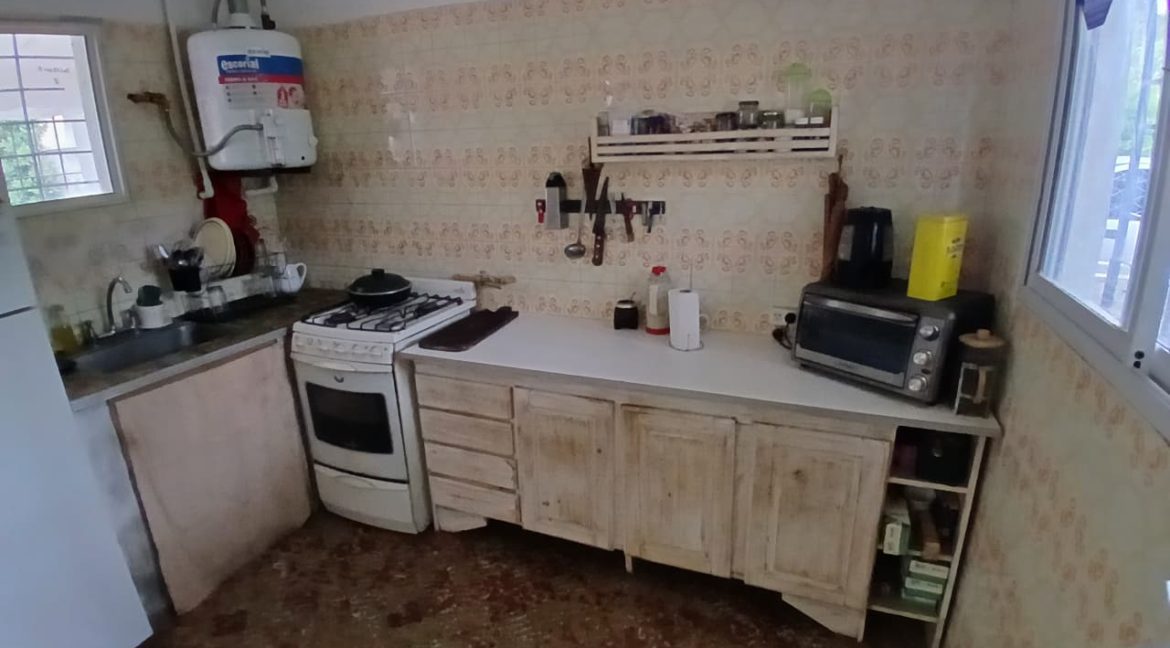 WhatsApp Image 2025-12-06 at 19.39.40 (1)