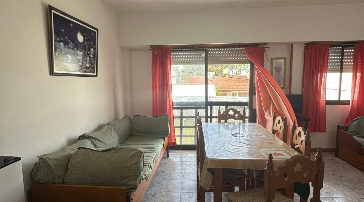 WhatsApp Image 2025-09-13 at 14.21.55