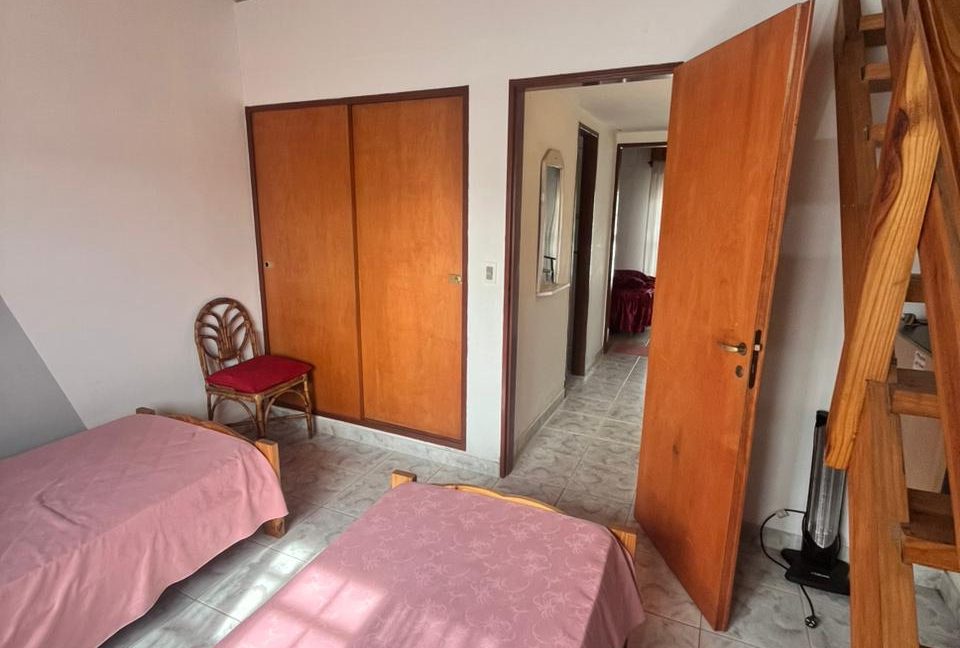 WhatsApp Image 2025-12-08 at 16.49.20