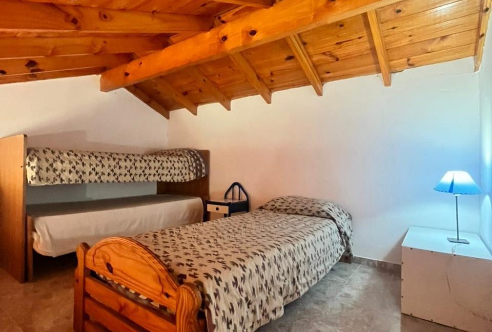 WhatsApp Image 2025-12-08 at 16.49.23