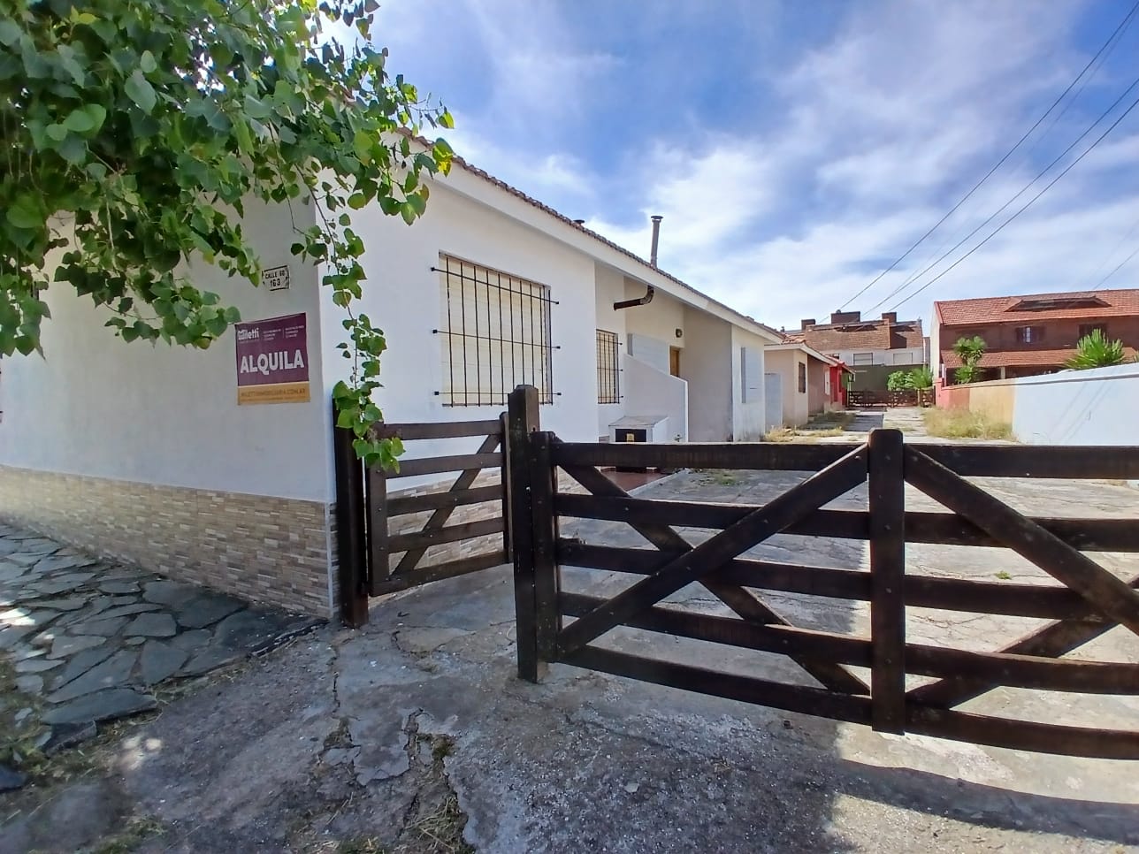 60 N°163 UF 1, Mar del Tuyu (203008)