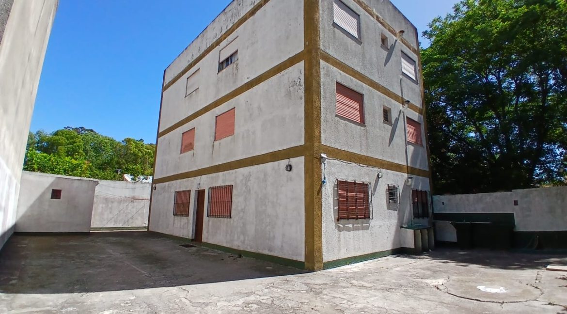 WhatsApp Image 2025-12-28 at 4.46.53 PM (1)