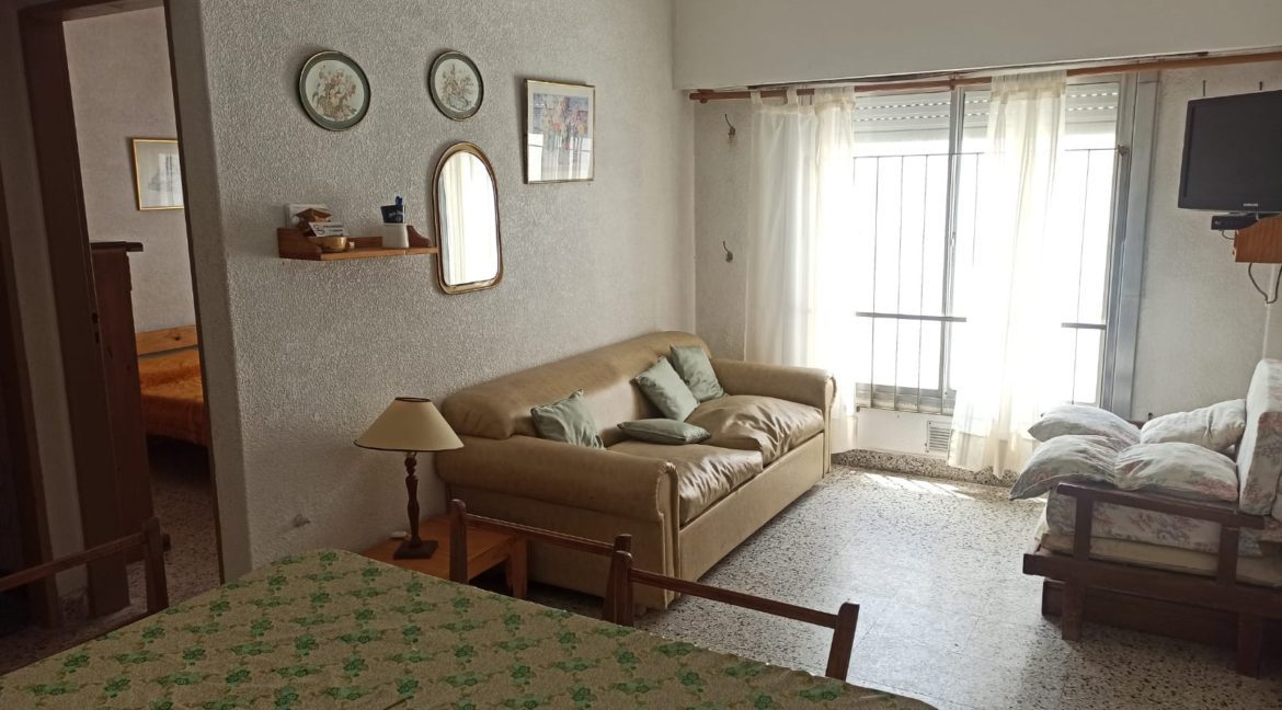 WhatsApp Image 2025-12-05 at 11.57.24 AM (2)