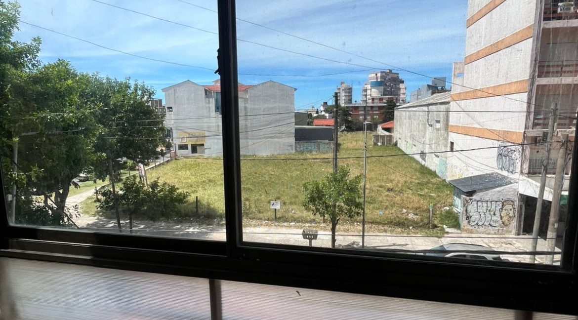 WhatsApp Image 2025-12-17 at 11.47.45 (5)