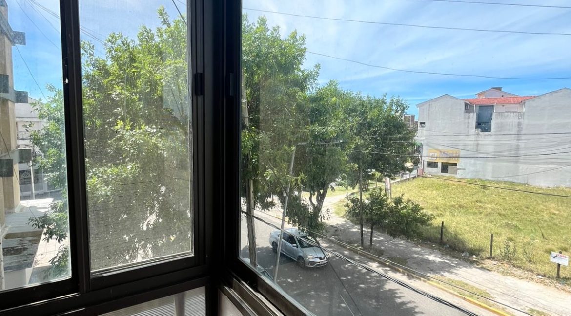 WhatsApp Image 2025-12-17 at 11.47.46