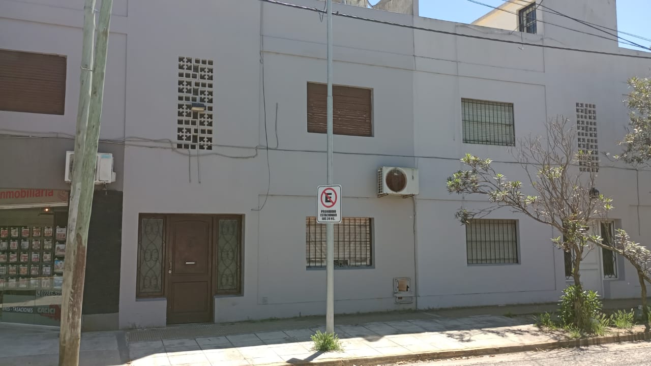 Calle 36 n°399 1°6, Santa Teresita (201106)