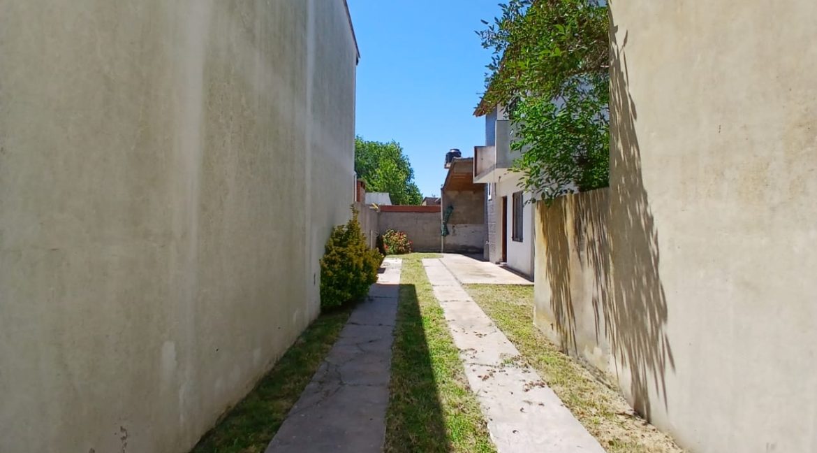 WhatsApp Image 2025-12-03 at 5.07.23 PM