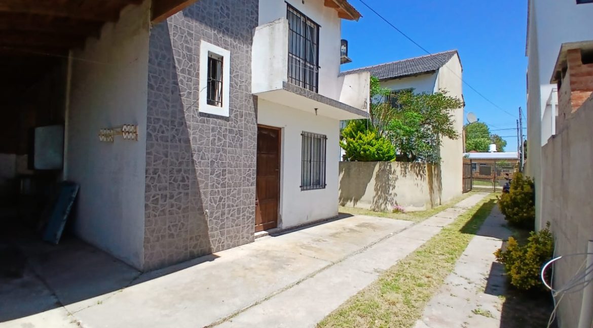 WhatsApp Image 2025-12-03 at 5.07.27 PM (1)