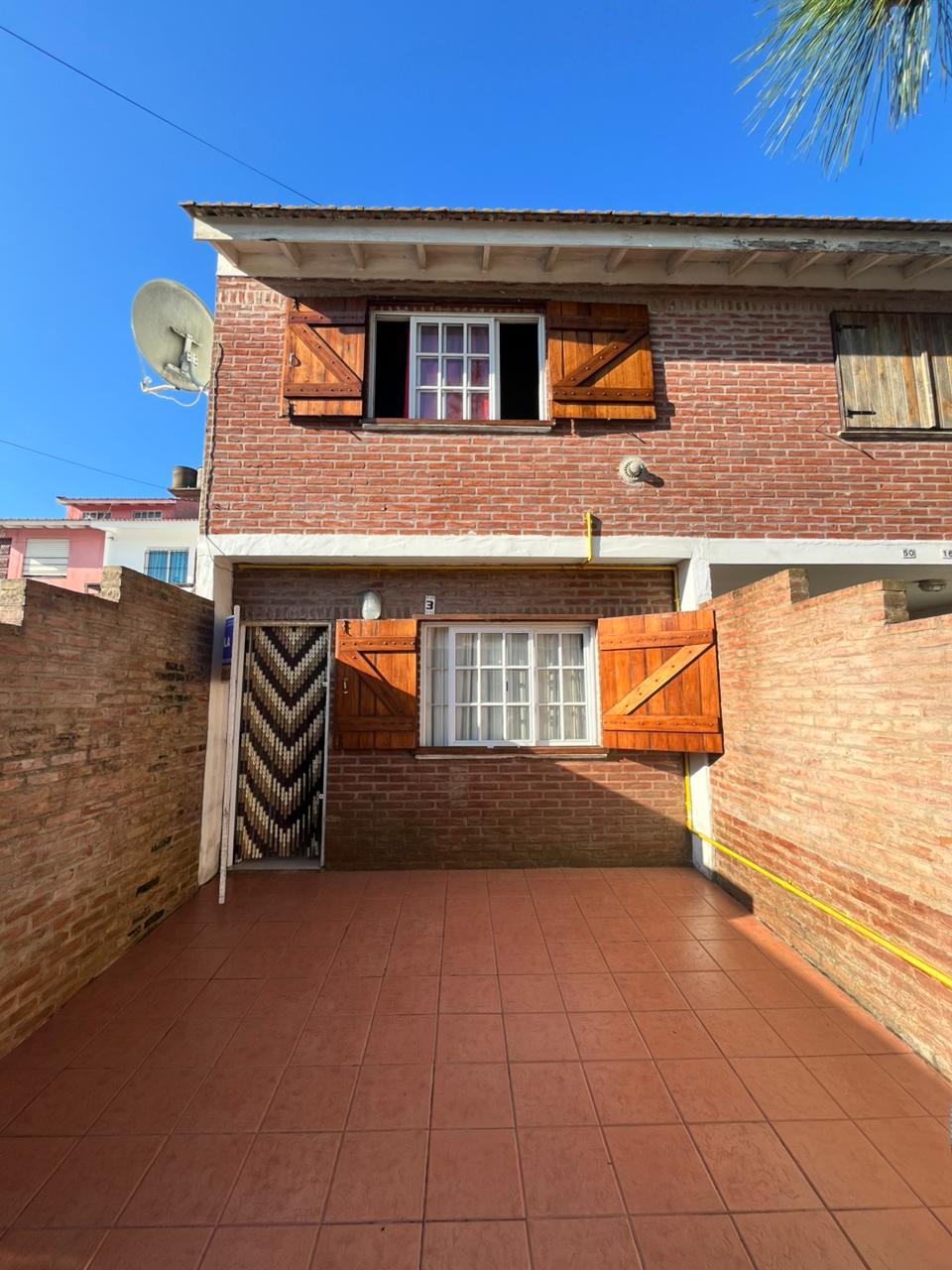 Calle 50 n°167 Dto 3, Santa Teresita (202104)