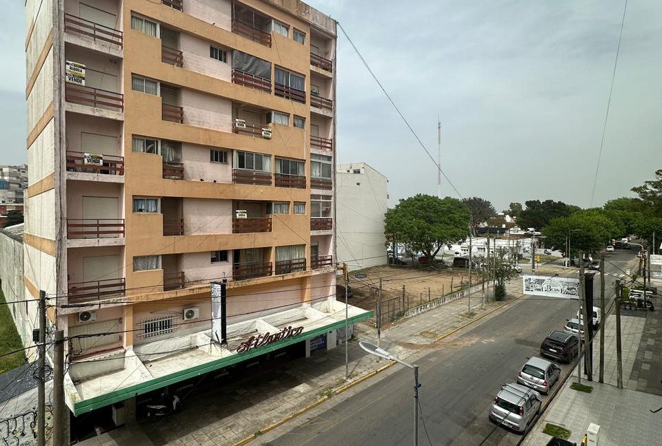 WhatsApp Image 2025-11-18 at 11.20.45 (4)