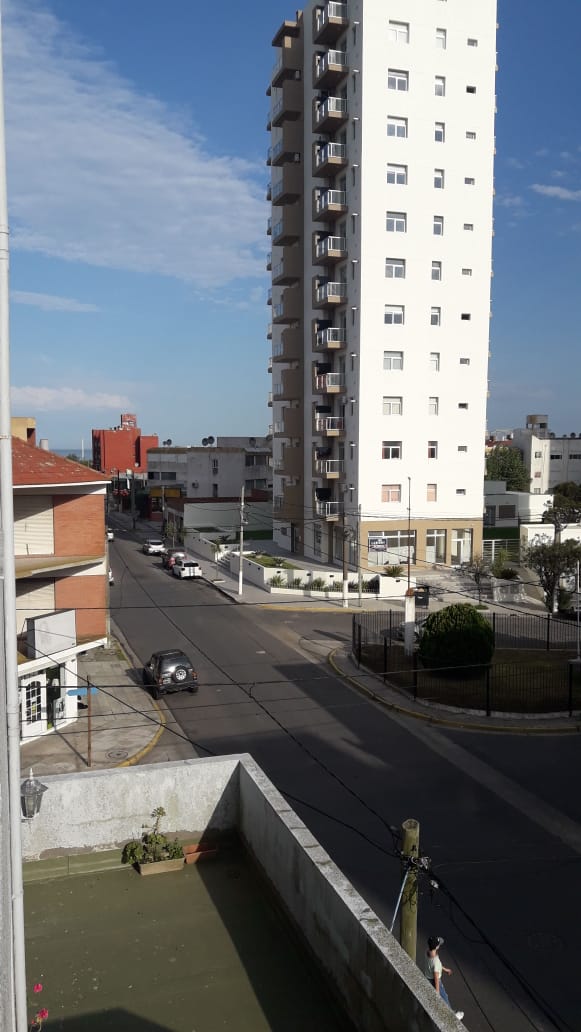 Calle 3 Nº 1285 7ºC, Santa Teresita (120509).