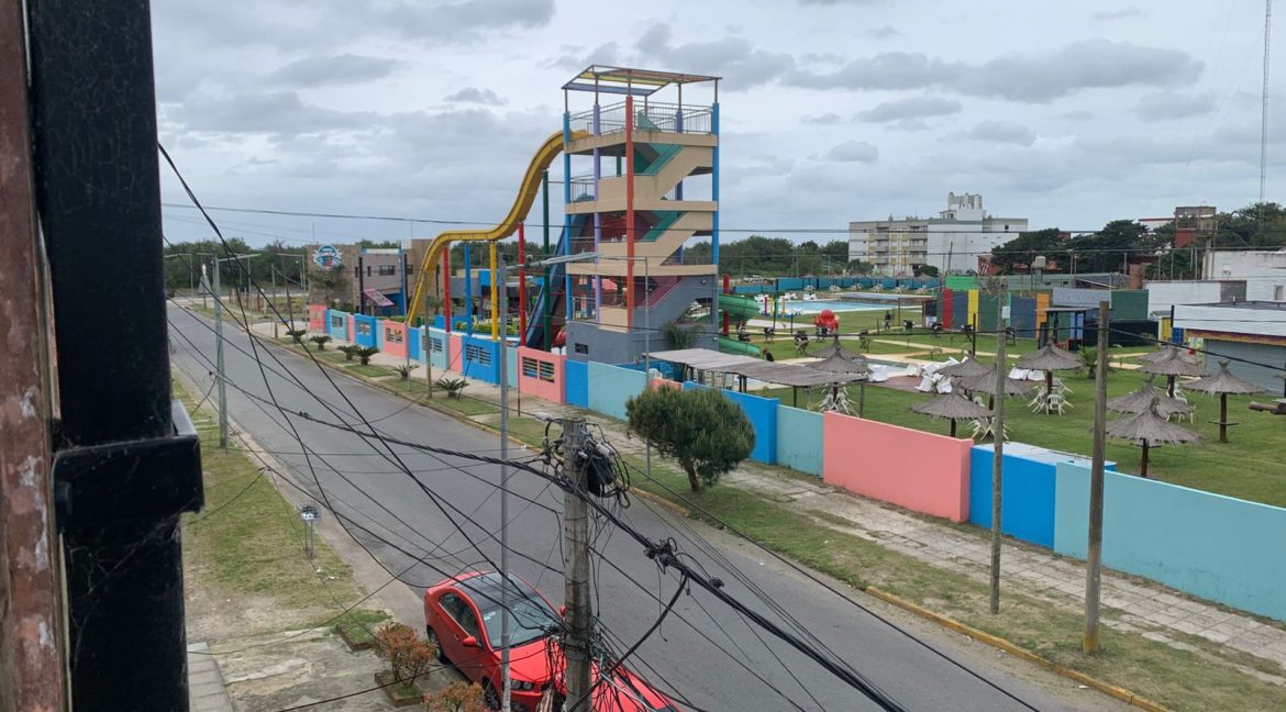 WhatsApp Image 2025-10-27 at 14.42.12 (1)