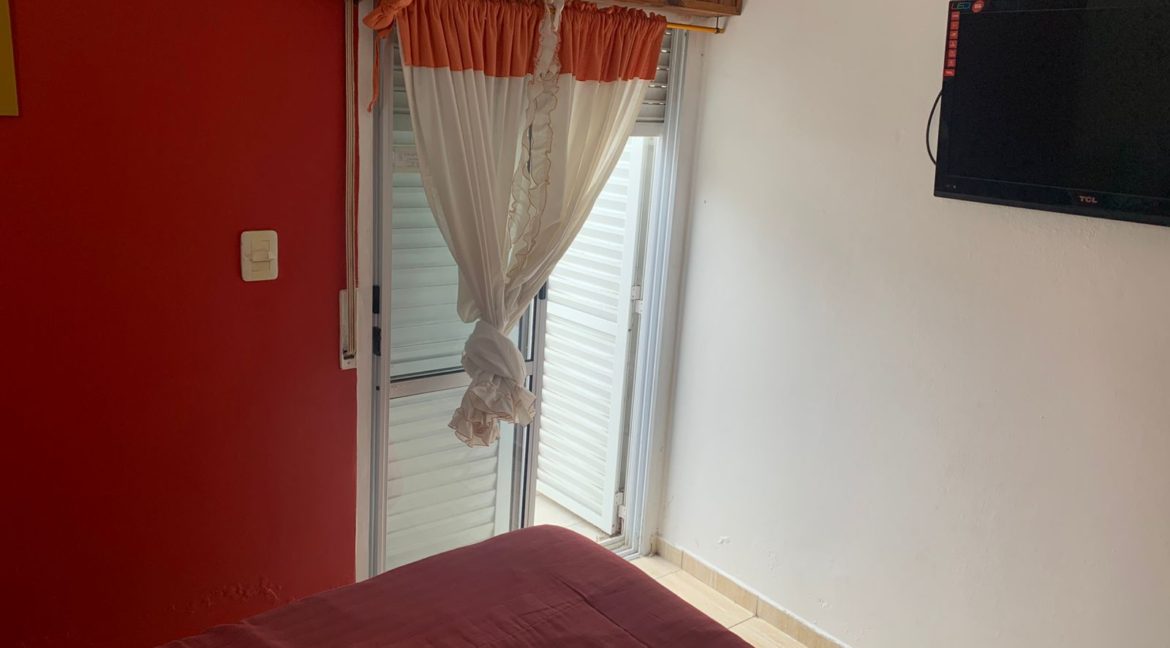 WhatsApp Image 2025-10-27 at 14.42.15 (1)