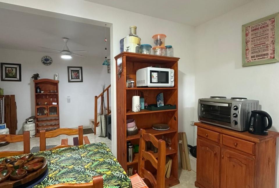 04aa9c63-e1d5-4257-96b6-ebc6c8868c7a