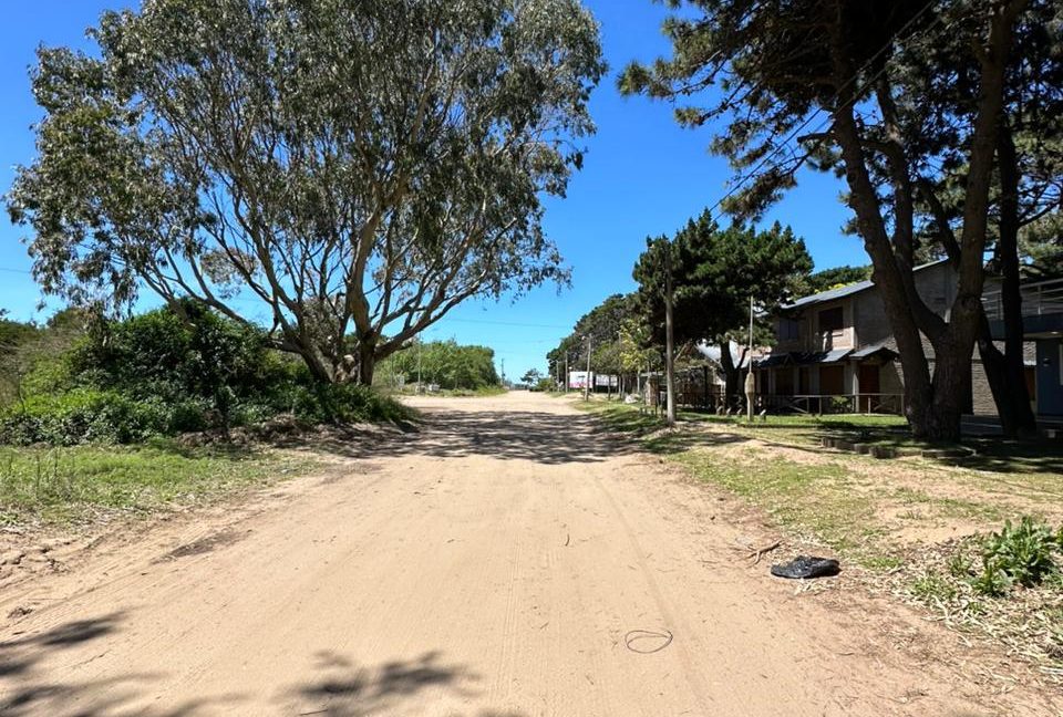 WhatsApp Image 2025-10-30 at 12.47.42