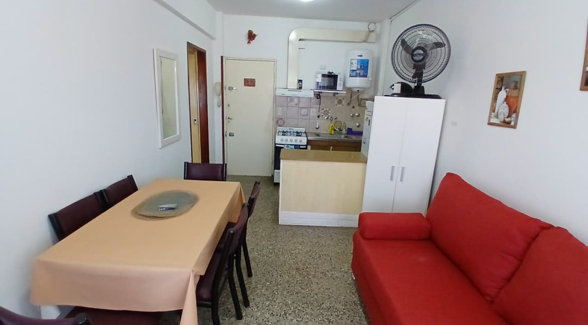 WhatsApp Image 2025-11-13 at 10.57.45 (1)