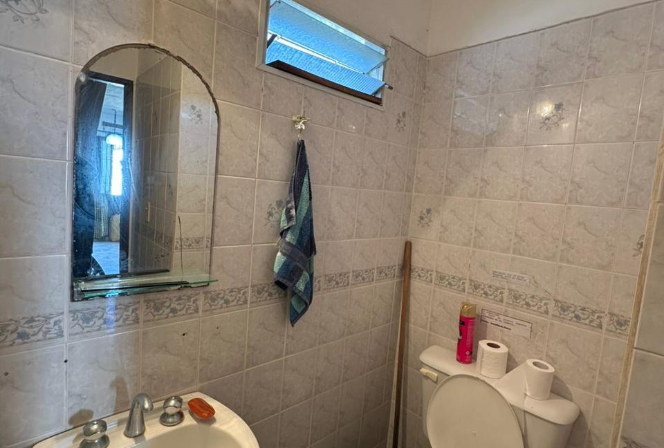 WhatsApp Image 2025-11-13 at 15.54.14 (1)