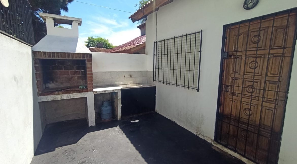 WhatsApp Image 2025-12-02 at 2.56.37 PM (4)