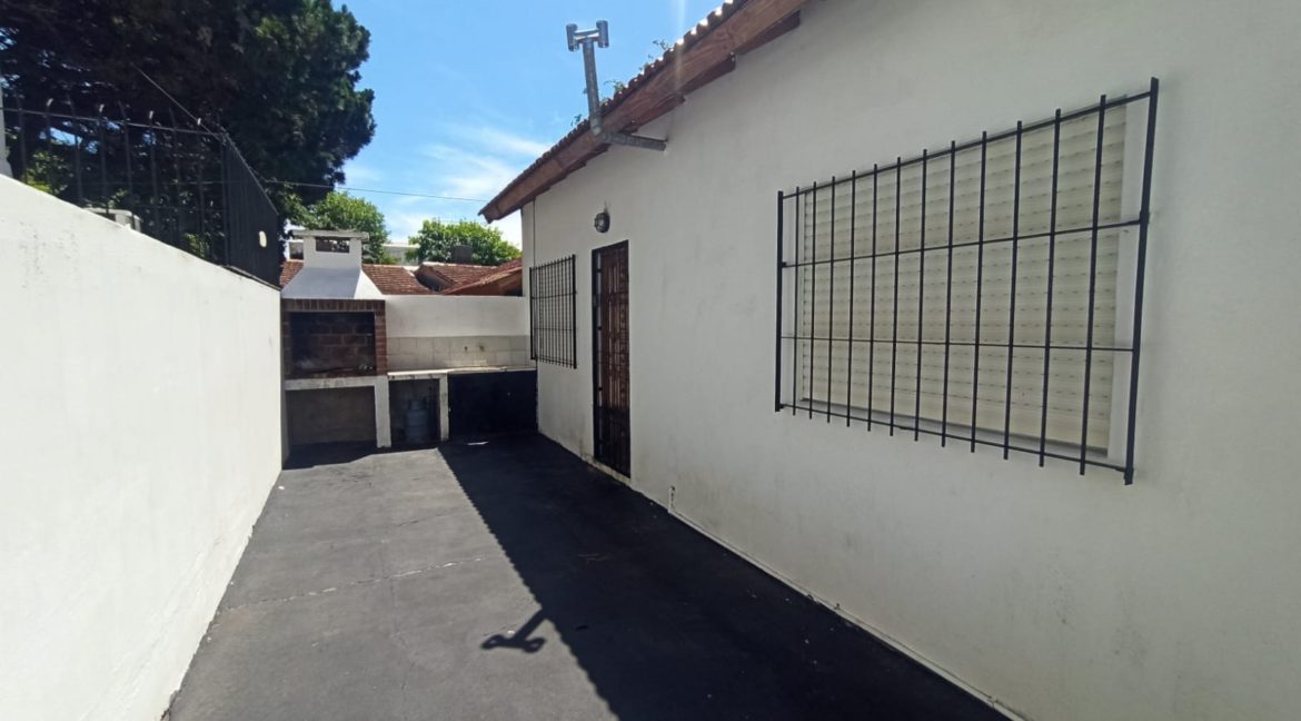 WhatsApp Image 2025-12-02 at 2.56.38 PM (1)