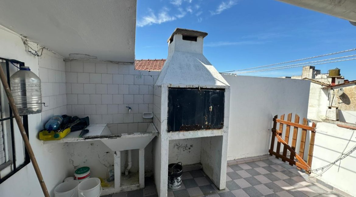 WhatsApp Image 2025-12-04 at 16.00.27