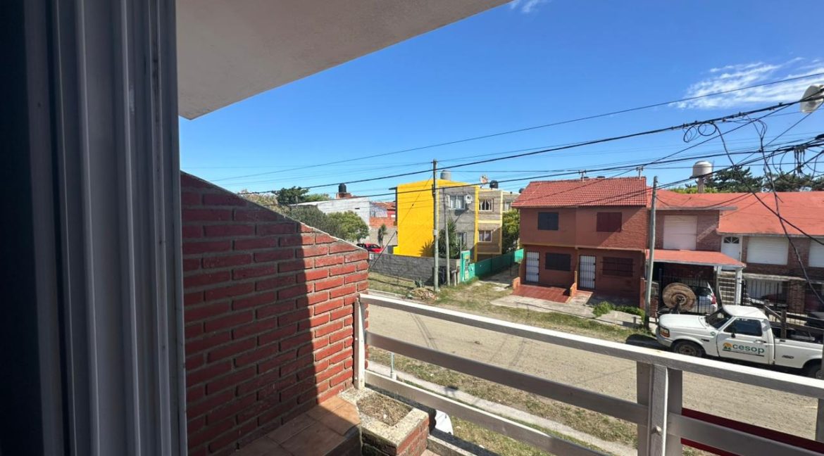 WhatsApp Image 2025-12-04 at 16.00.28 (3)