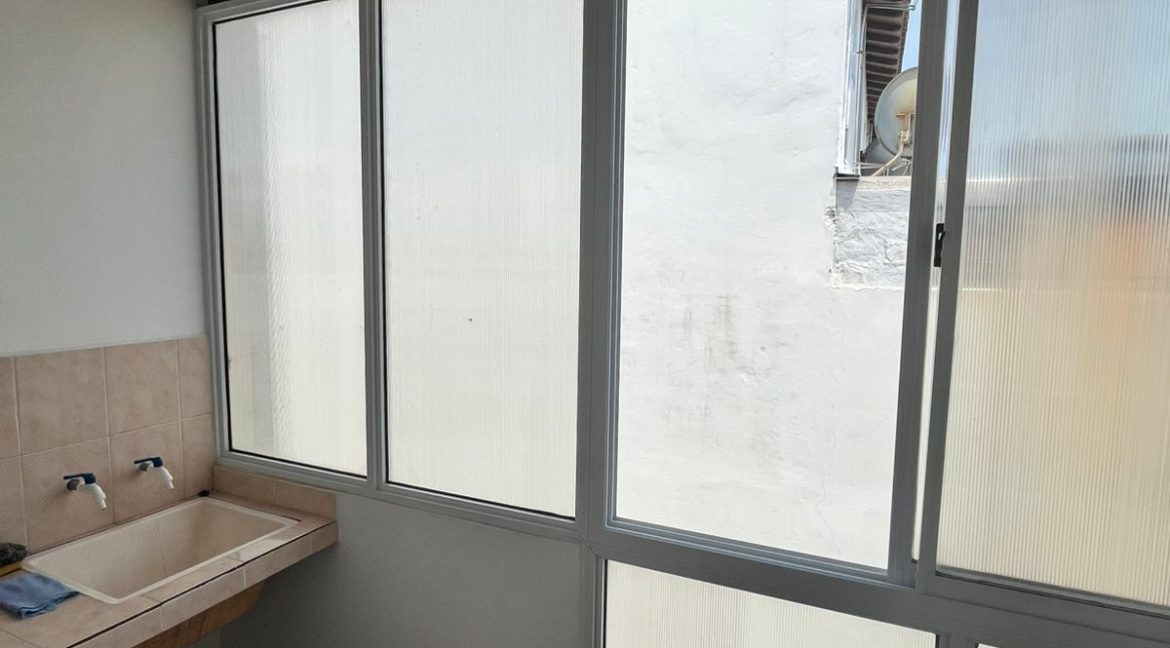 WhatsApp Image 2025-12-08 at 12.00.45 (4)