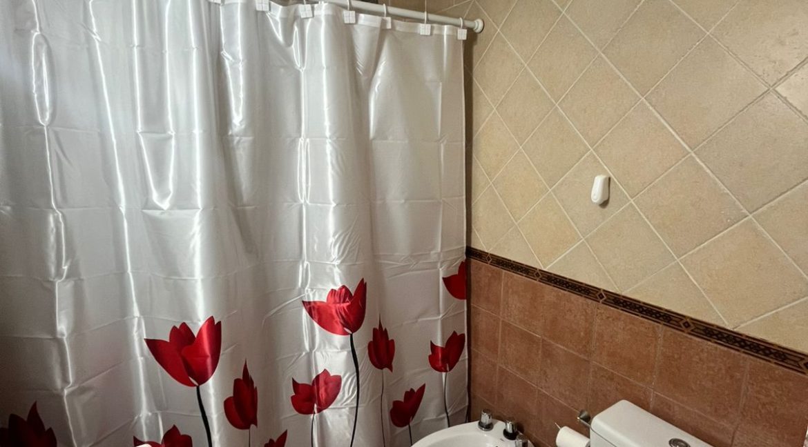 WhatsApp Image 2025-12-08 at 12.00.46