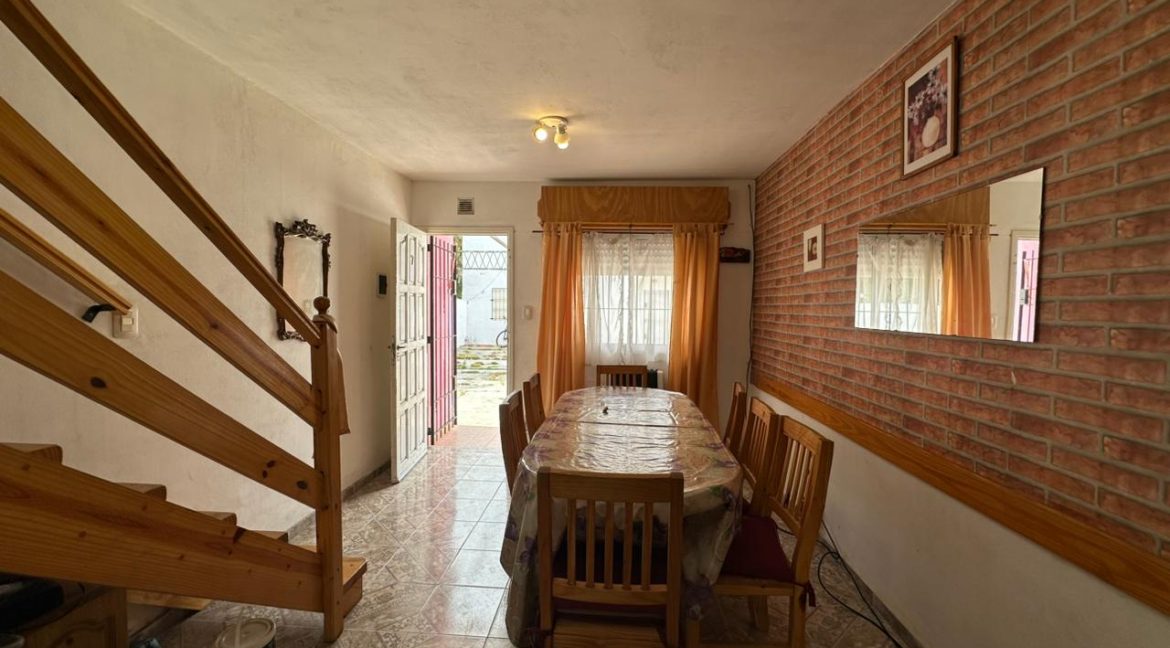 WhatsApp Image 2025-12-11 at 16.07.36