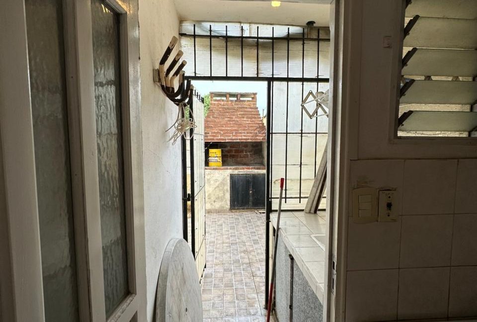 WhatsApp Image 2025-12-11 at 16.07.38