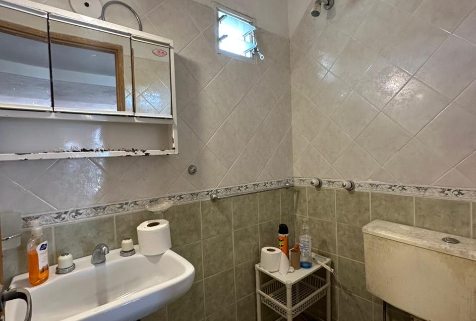 WhatsApp Image 2025-12-11 at 16.07.40