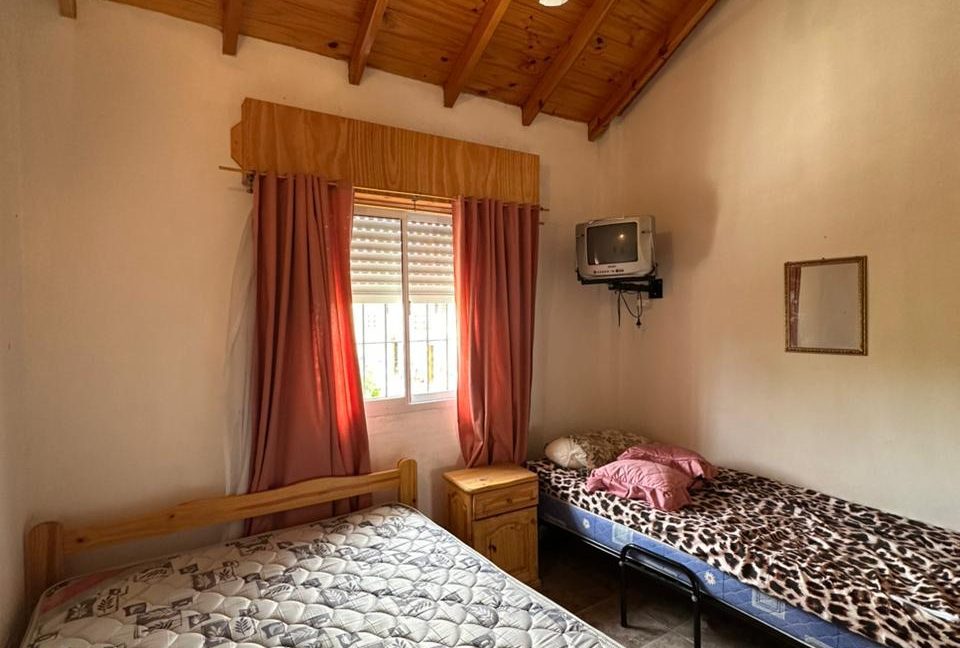 WhatsApp Image 2025-12-11 at 16.07.43