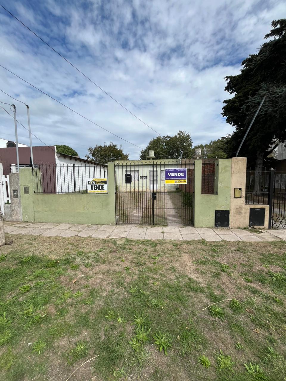 Diag. 20 N° 766 – Santa Teresita (140324)